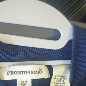 Pronto Uomo Men's Navy Crewneck Sweater